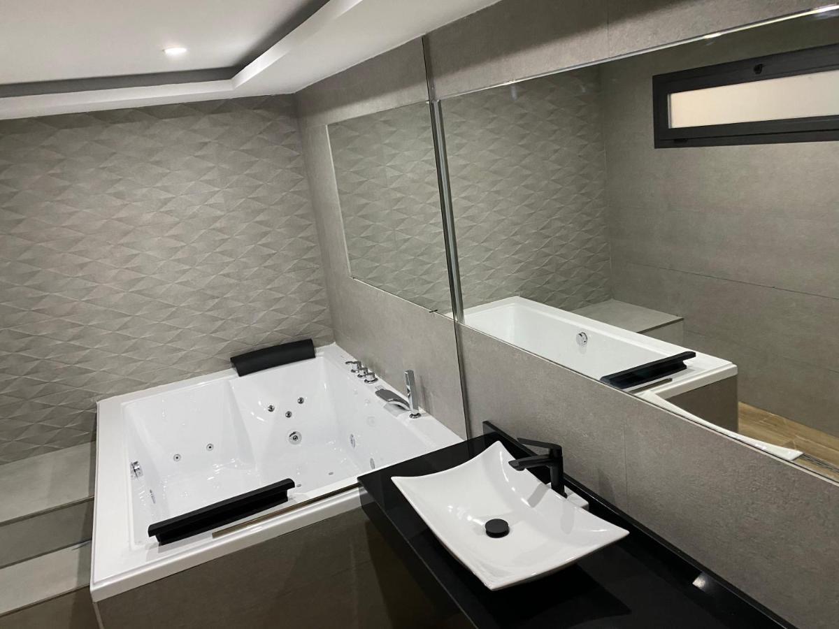 Apartamentos Las 7 Esencias Linares  Exteriér fotografie