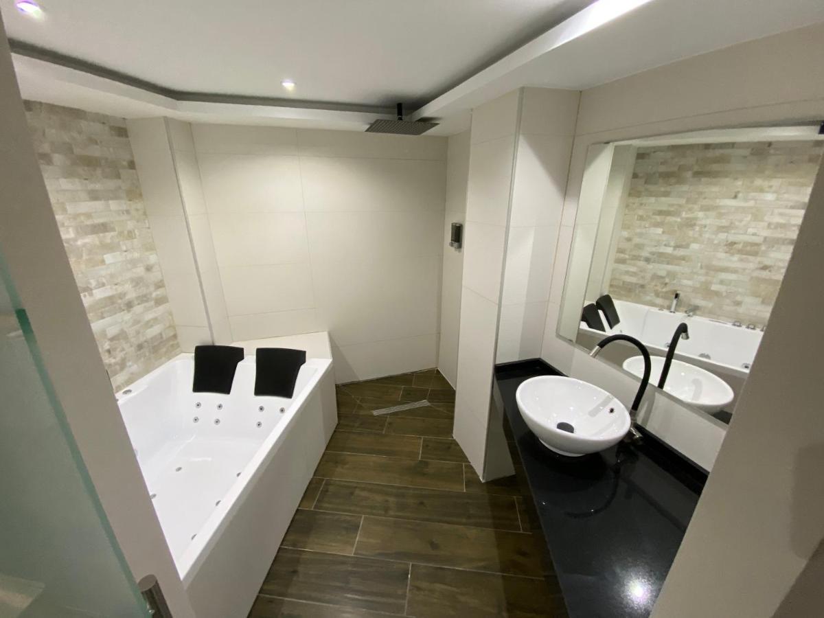 Apartamentos Las 7 Esencias Linares  Exteriér fotografie