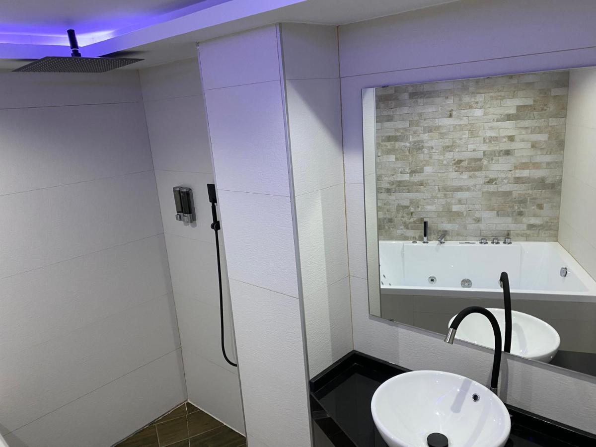 Apartamentos Las 7 Esencias Linares  Exteriér fotografie