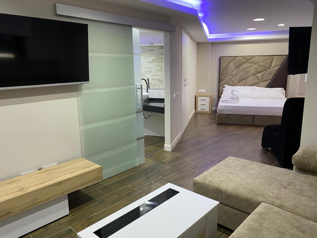 Apartamentos Las 7 Esencias Linares  Exteriér fotografie
