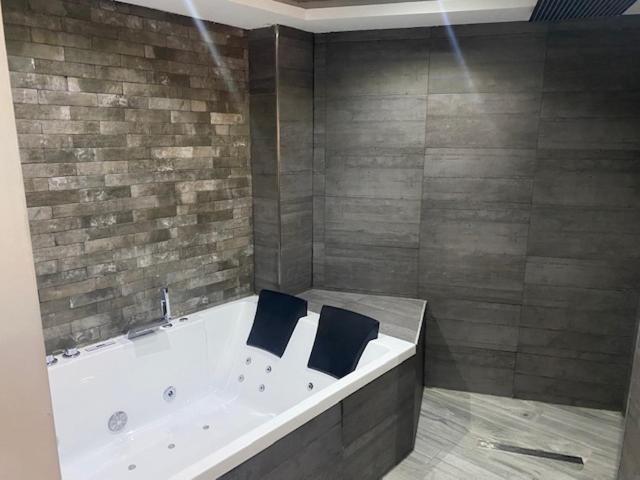 Apartamentos Las 7 Esencias Linares  Exteriér fotografie